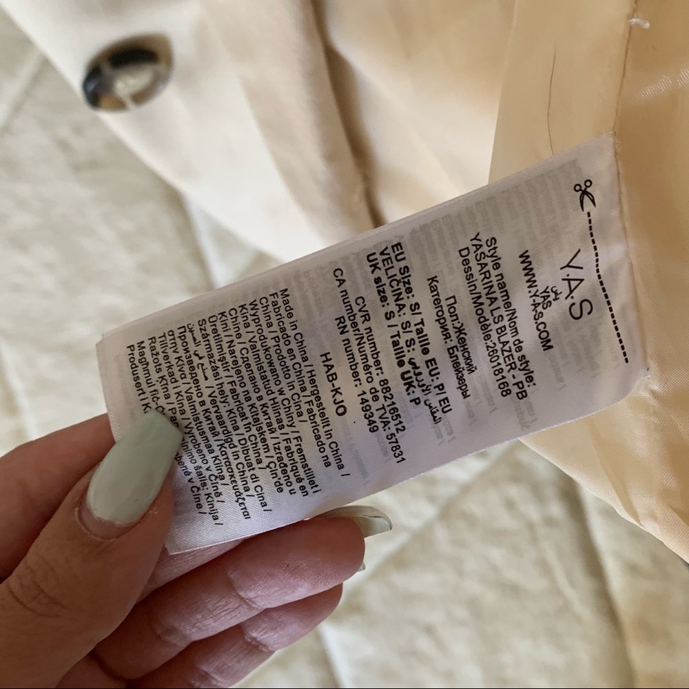 Beige Blazer - image 5